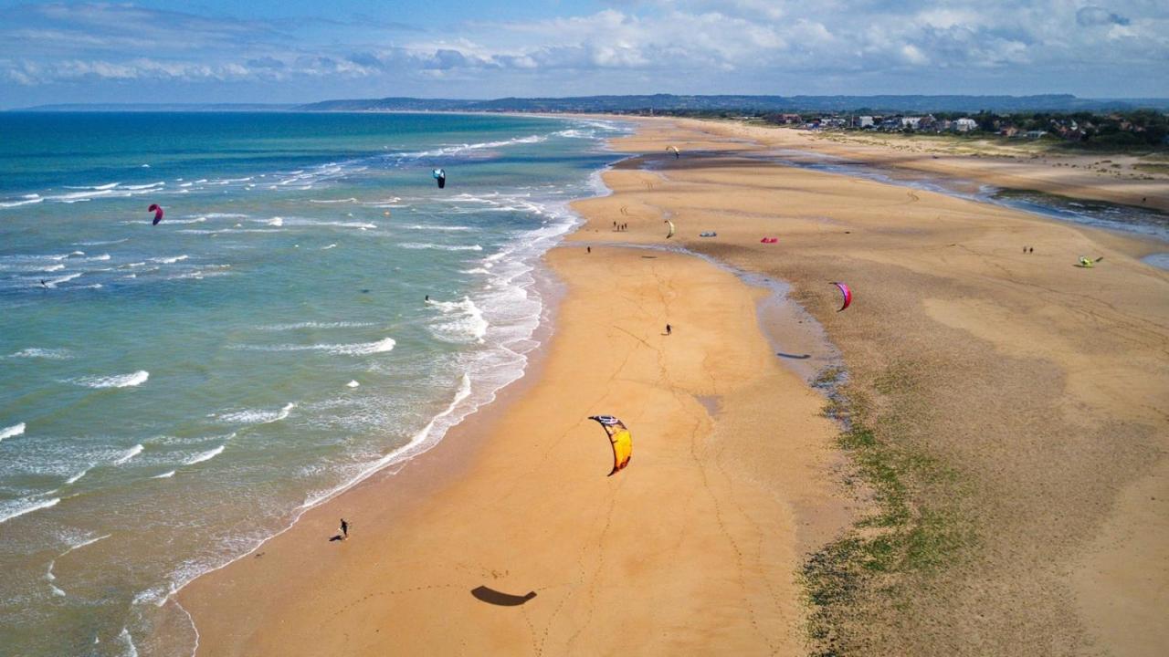 Cottage A 2 Mn A Pied De La Mer Merville-Franceville-Plage Exterior photo